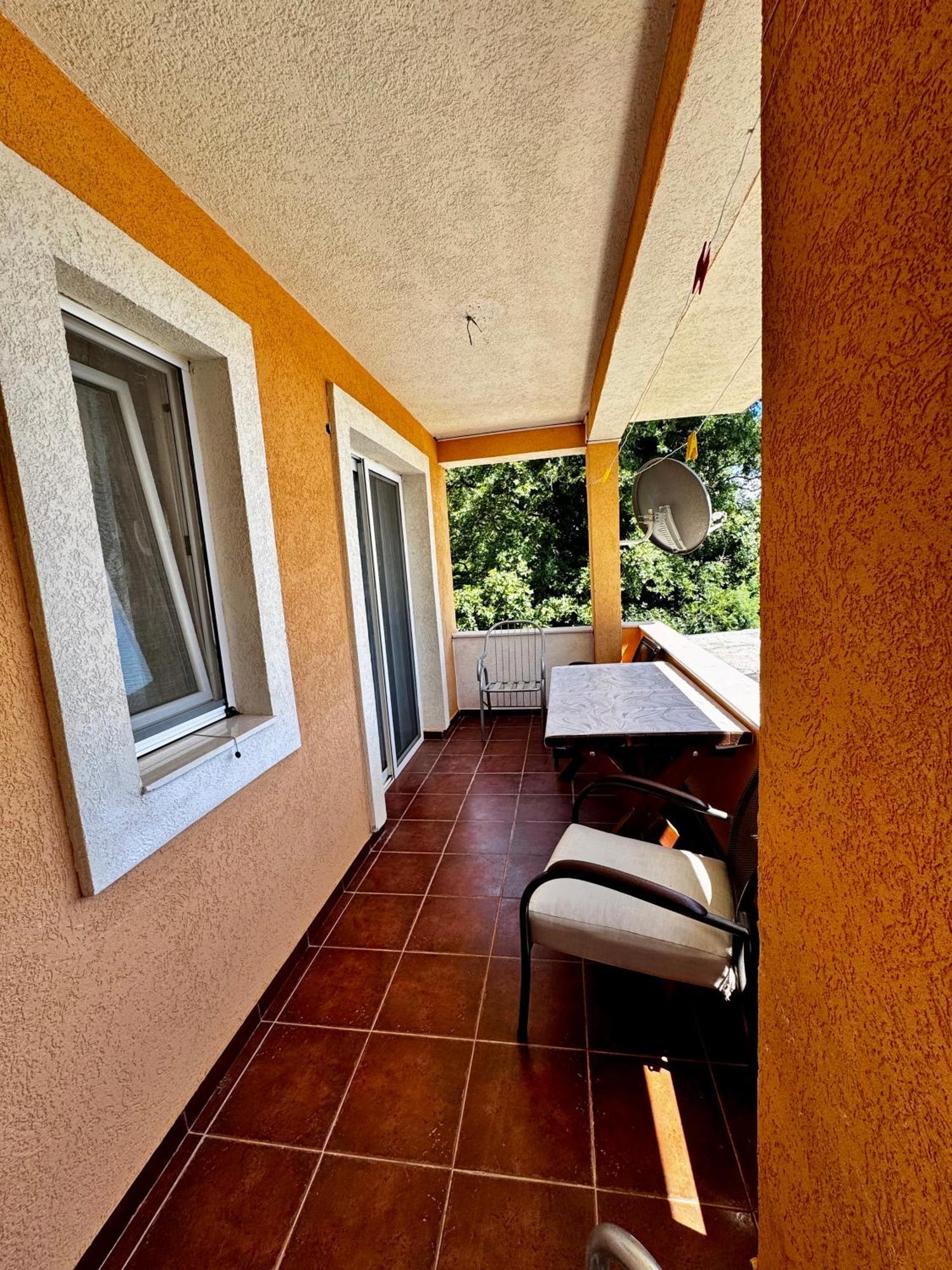 Apartments Tadic Петровац Экстерьер фото